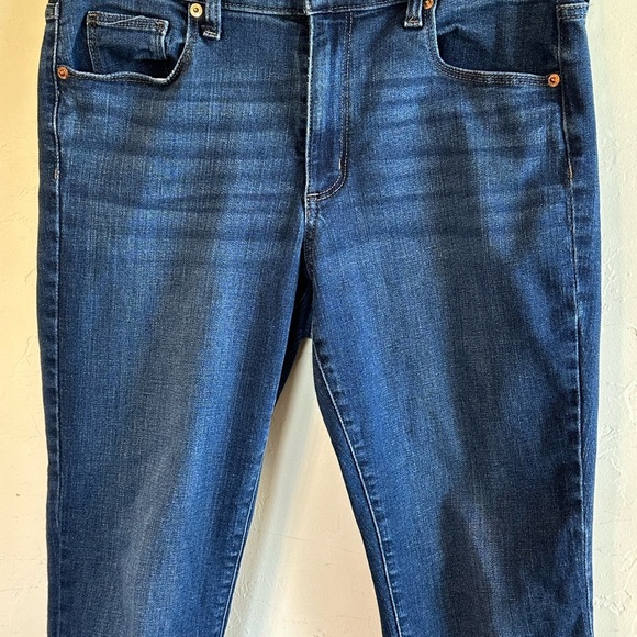 Universal Thread High Rise Slim Straight Dark Wash Denim Cropped Jeans Sz 10/30R - Picture 2 of 9